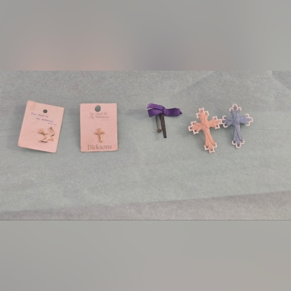 Jewelry - Vintage Pin Bundle